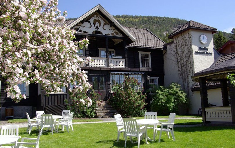 Påsken med gamle sviske på Straand Hotell